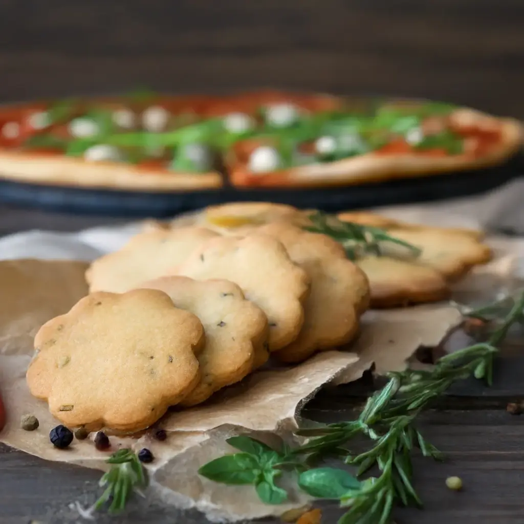 Crackers Pizza flavour